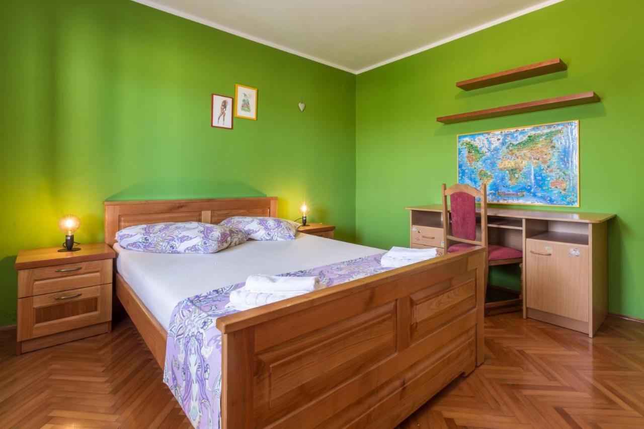 Lovely House Lindi In Пореч Екстериор снимка